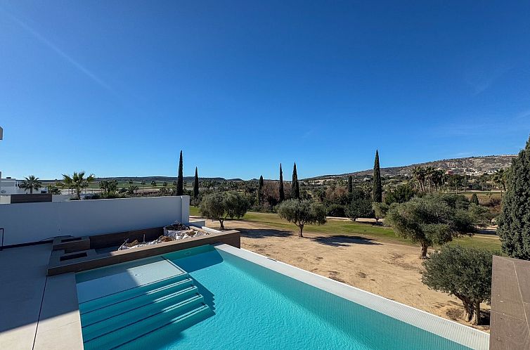 Vrijstaande woning in Algorfa