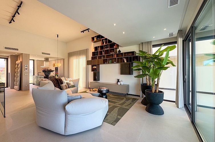 Vrijstaande woning in Algorfa