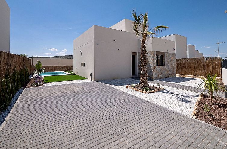 Vrijstaande woning in Algorfa