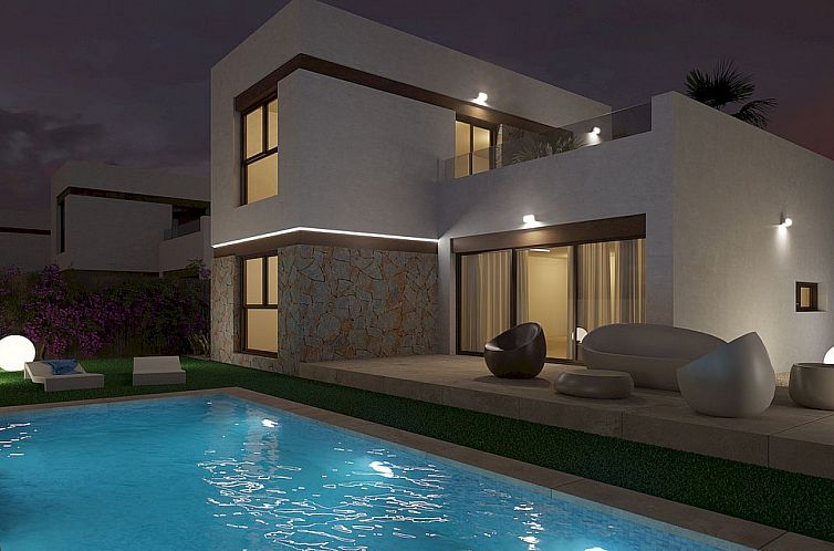 Vrijstaande woning in Algorfa