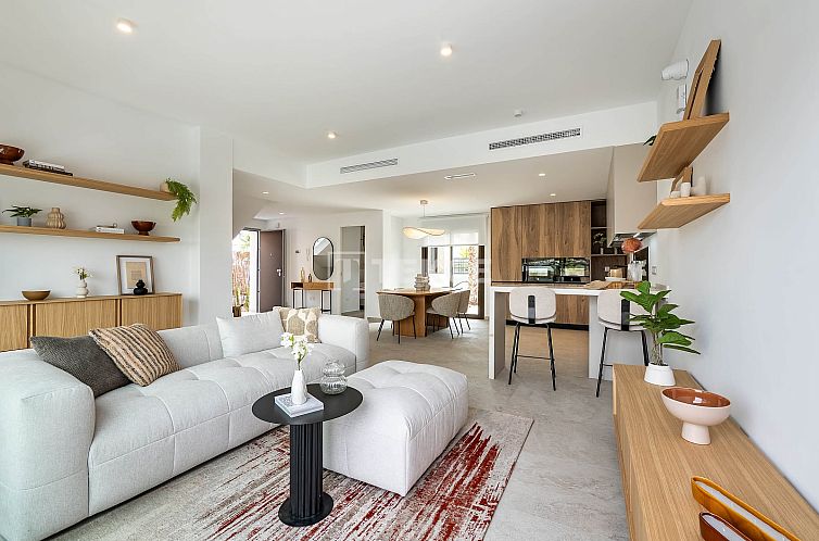 Vrijstaande woning in Algorfa
