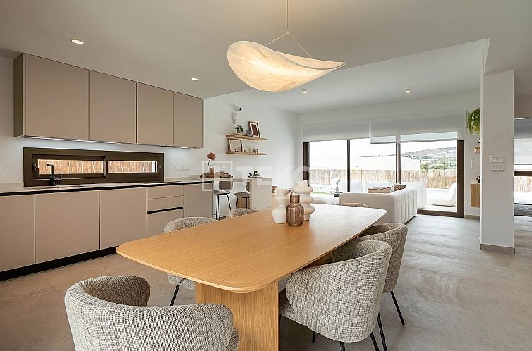 Vrijstaande woning in Algorfa