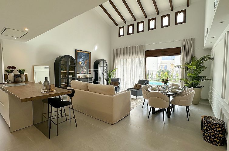 Vrijstaande woning in Algorfa