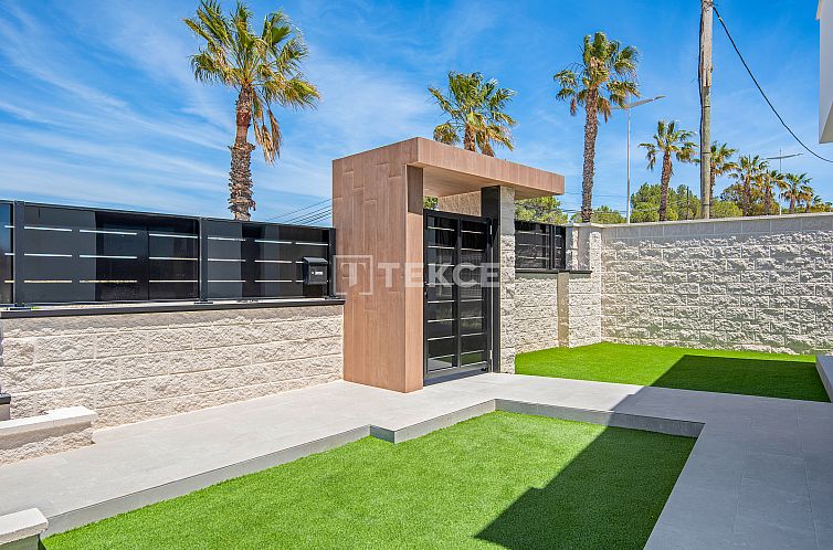 Vrijstaande woning in Algorfa