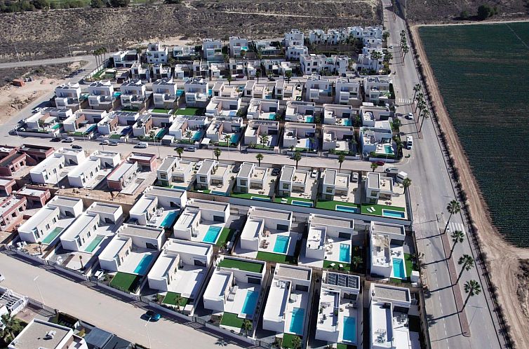 Vrijstaande woning in Algorfa