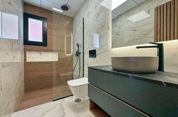 Vrijstaande woning in Algorfa