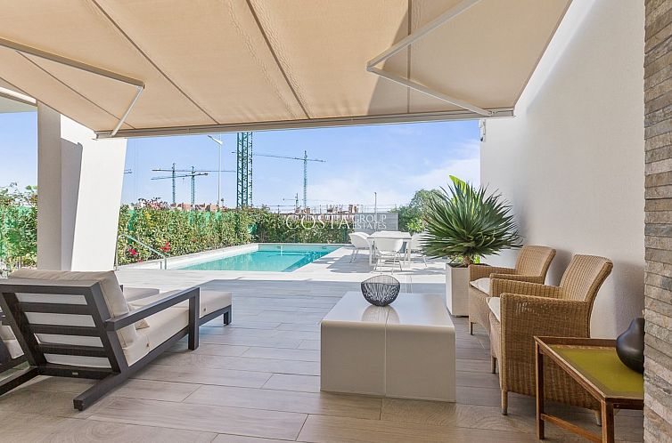 Vrijstaande woning in Algorfa