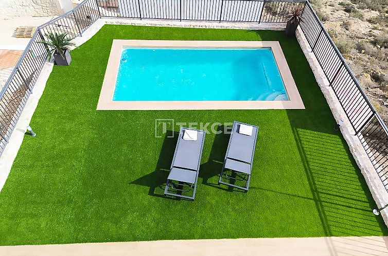 Vrijstaande woning in Algorfa