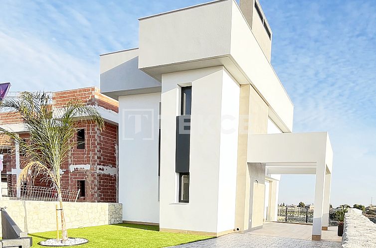 Vrijstaande woning in Algorfa