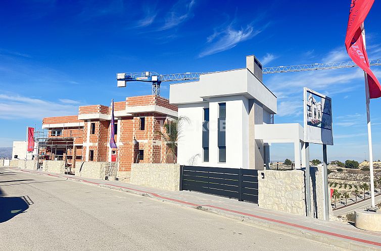 Vrijstaande woning in Algorfa