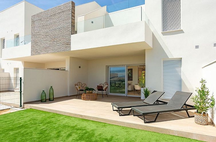 Geschakelde woning in Algorfa