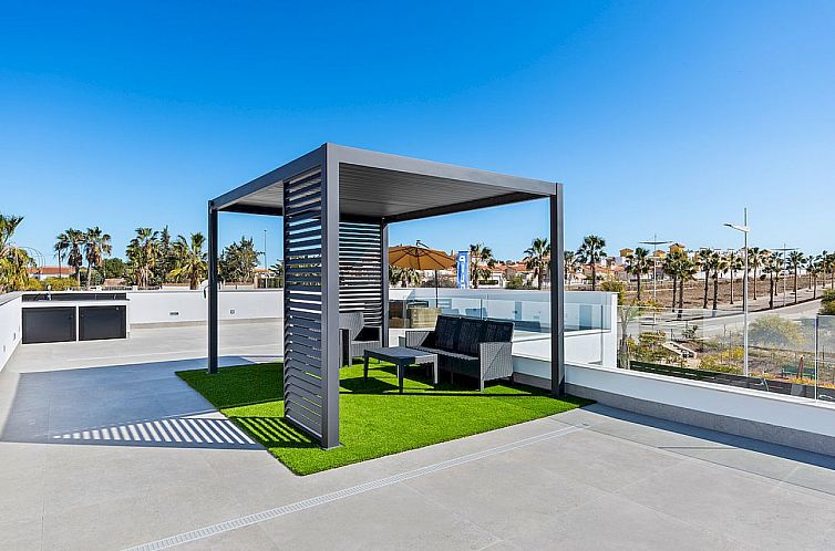 Vrijstaande woning in Algorfa