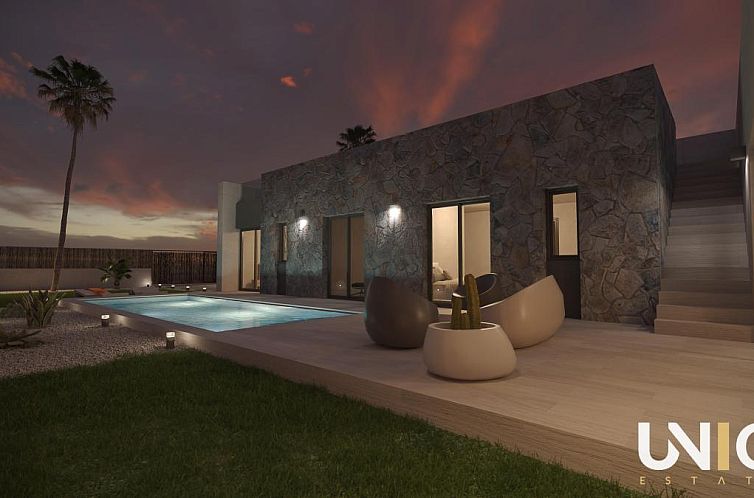 Vrijstaande woning in Algorfa