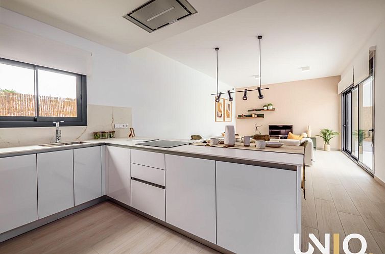 Vrijstaande woning in Algorfa