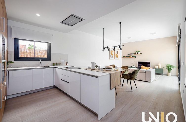 Vrijstaande woning in Algorfa