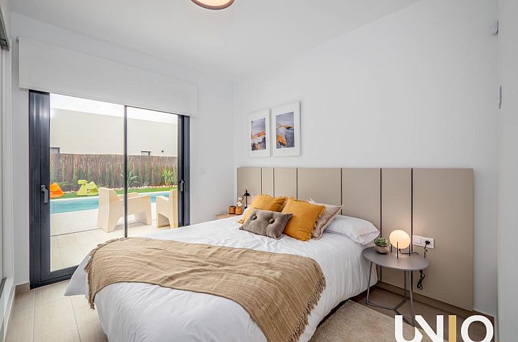 Vrijstaande woning in Algorfa