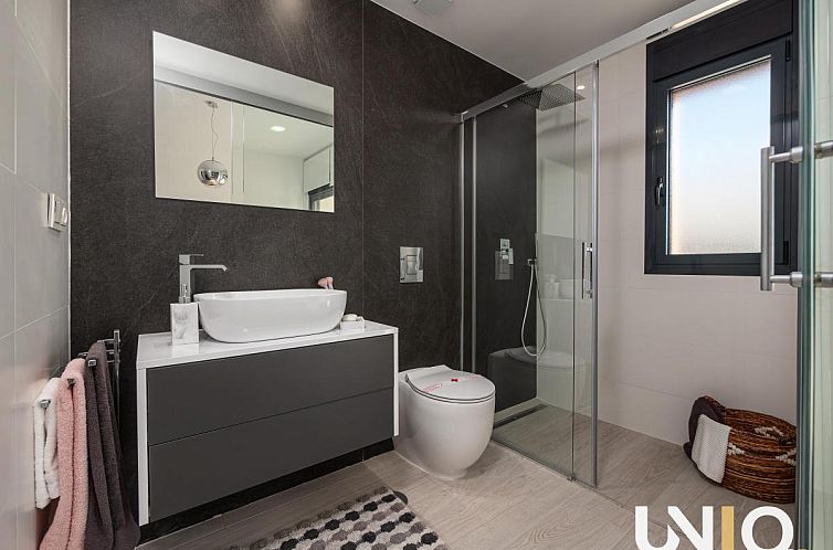 Vrijstaande woning in Algorfa