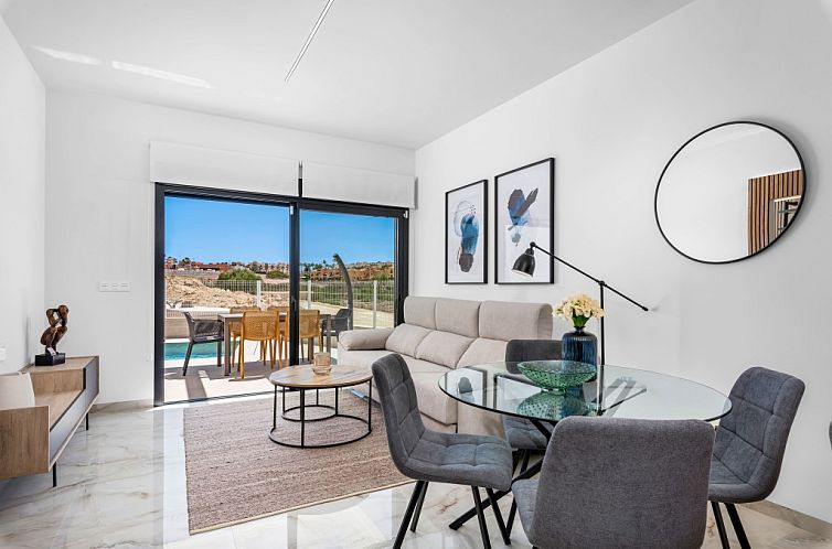 Vrijstaande woning in Algorfa