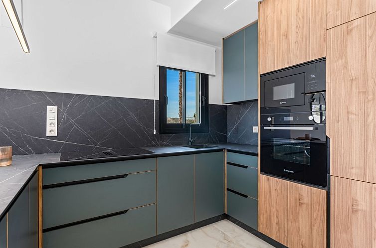 Vrijstaande woning in Algorfa