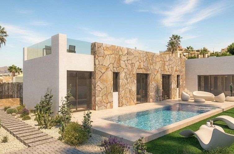 Vrijstaande woning in Algorfa