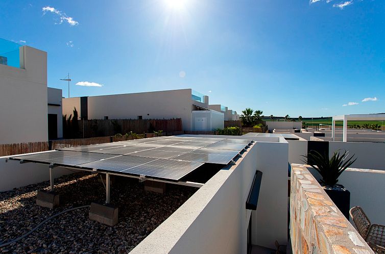 Vrijstaande woning in Algorfa