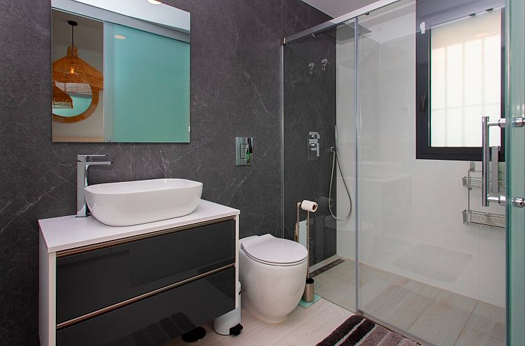 Vrijstaande woning in Algorfa