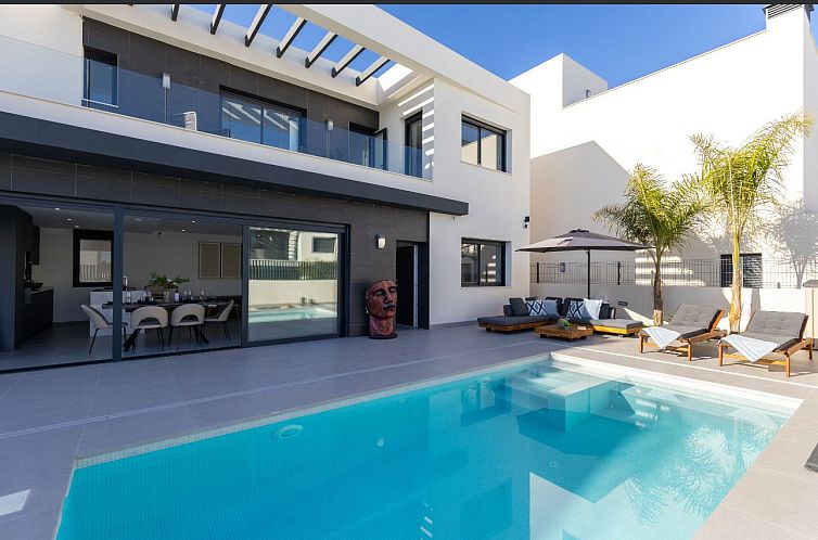 Geschakelde woning in Algorfa