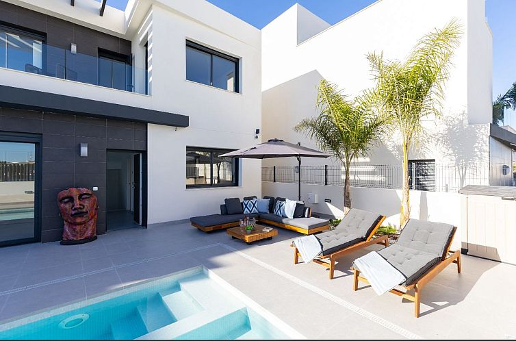 Geschakelde woning in Algorfa