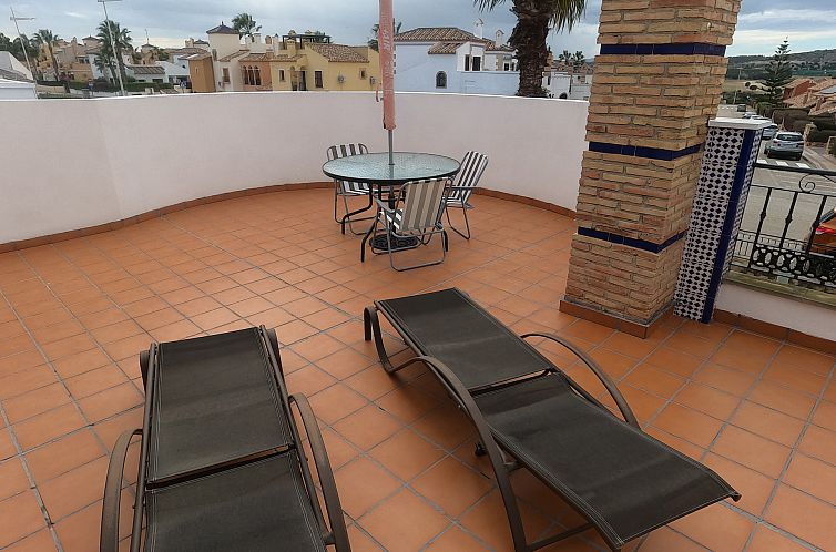 Geschakelde woning in Algorfa