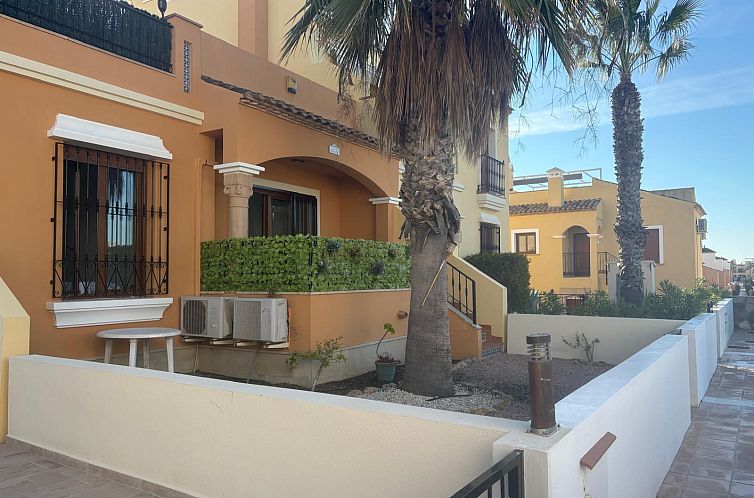 Geschakelde woning in Algorfa