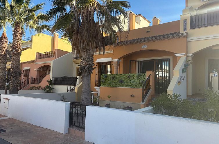 Geschakelde woning in Algorfa