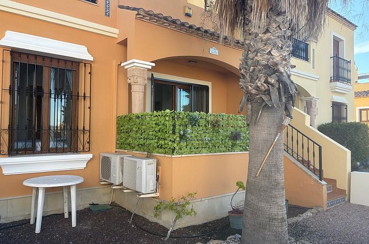 Geschakelde woning in Algorfa