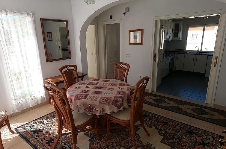 Geschakelde woning in Algorfa