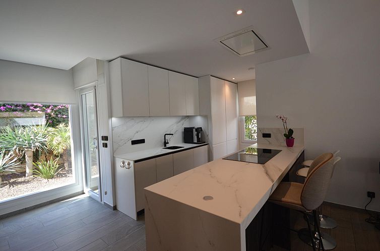 Vrijstaande woning in Algorfa
