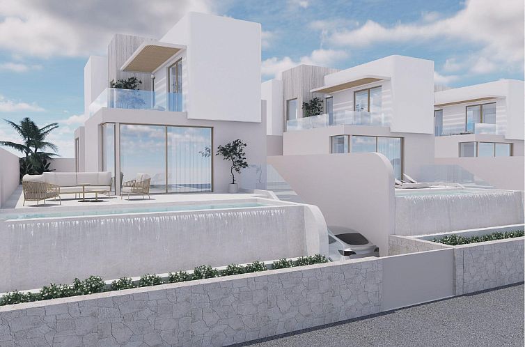 Vrijstaande woning in Algorfa