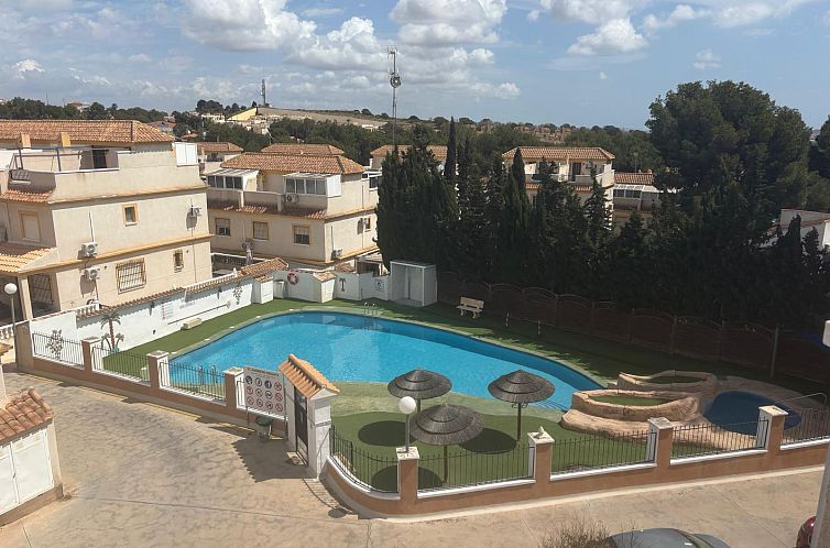 Geschakelde woning in Algorfa
