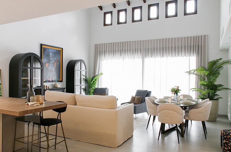 Vrijstaande woning in Algorfa