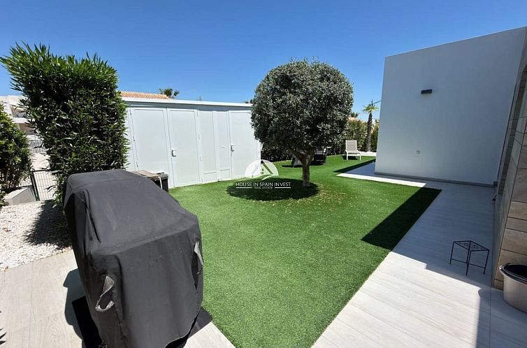 Vrijstaande woning in Algorfa