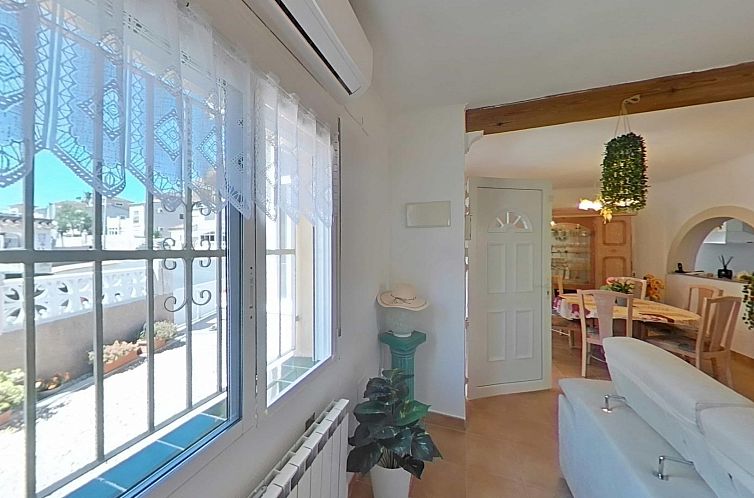 Chalet in Algorfa
