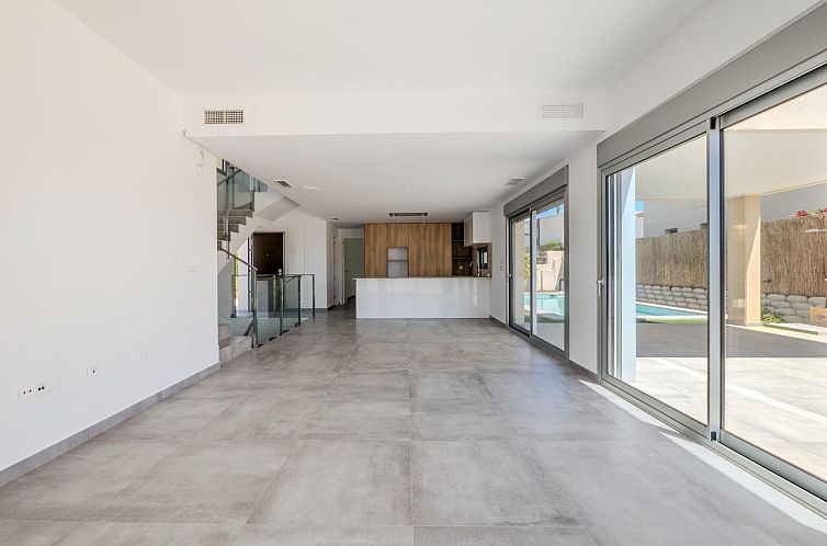 Vrijstaande woning in Algorfa