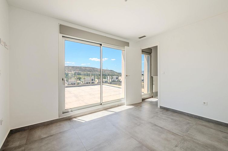Vrijstaande woning in Algorfa