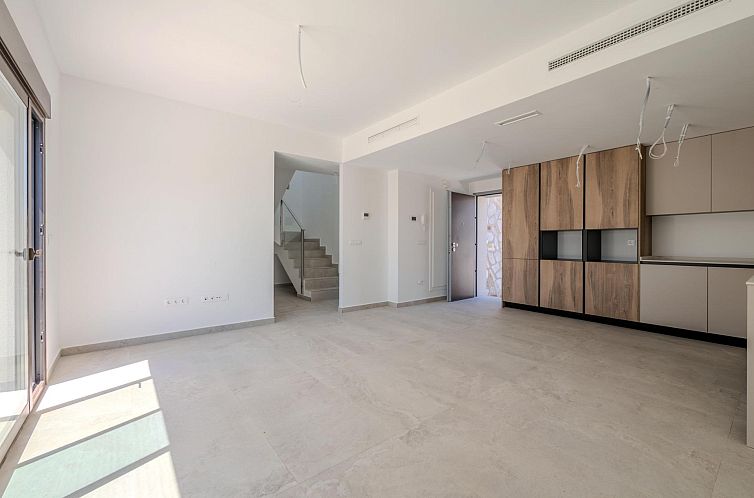 Vrijstaande woning in Algorfa