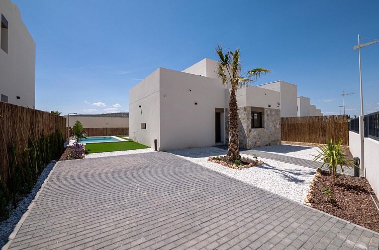 Vrijstaande woning in Algorfa