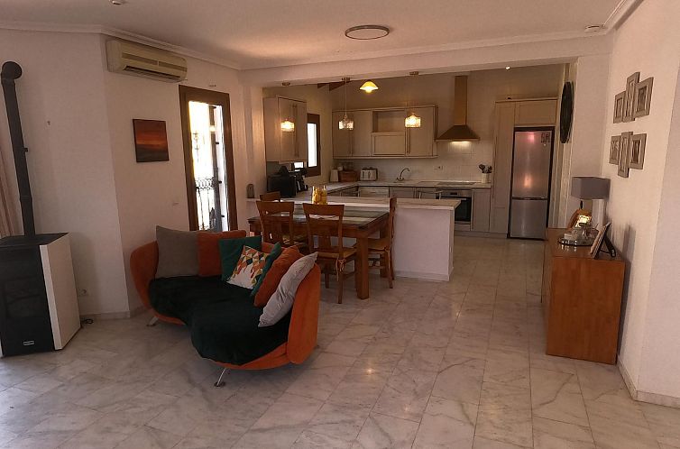 Geschakelde woning in Algorfa