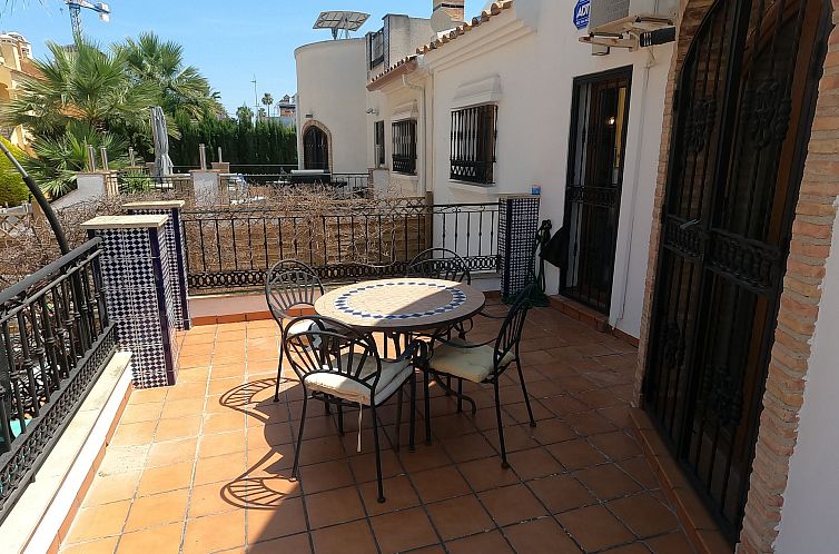 Geschakelde woning in Algorfa