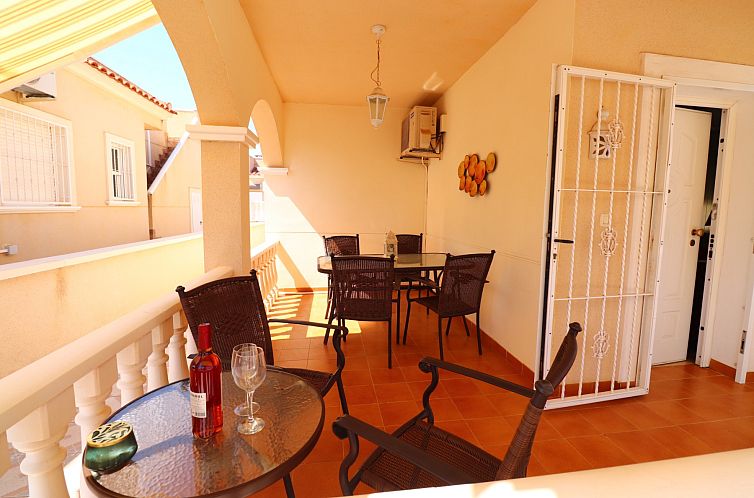 Geschakelde woning in Algorfa