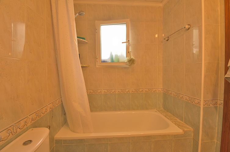 Vrijstaande woning in Algorfa
