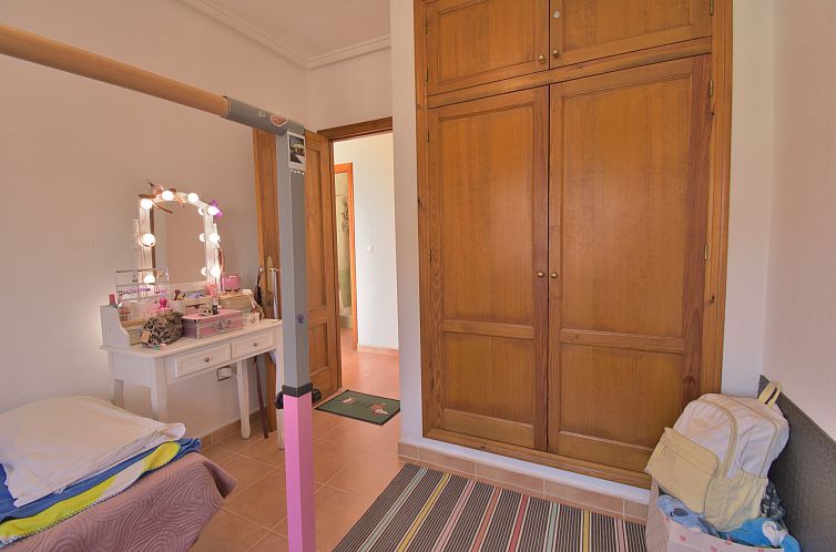 Vrijstaande woning in Algorfa