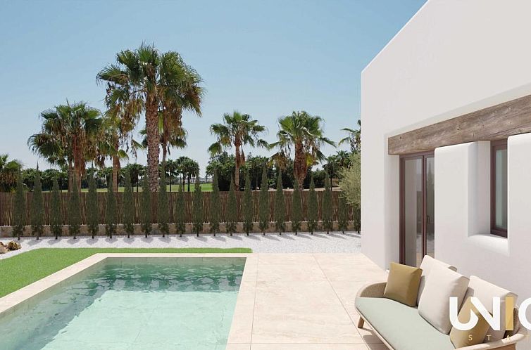 Vrijstaande woning in Algorfa