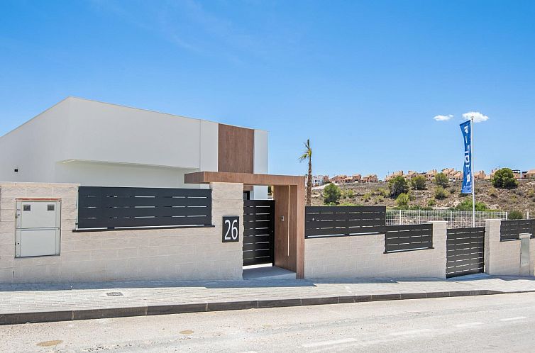 Vrijstaande woning in Algorfa